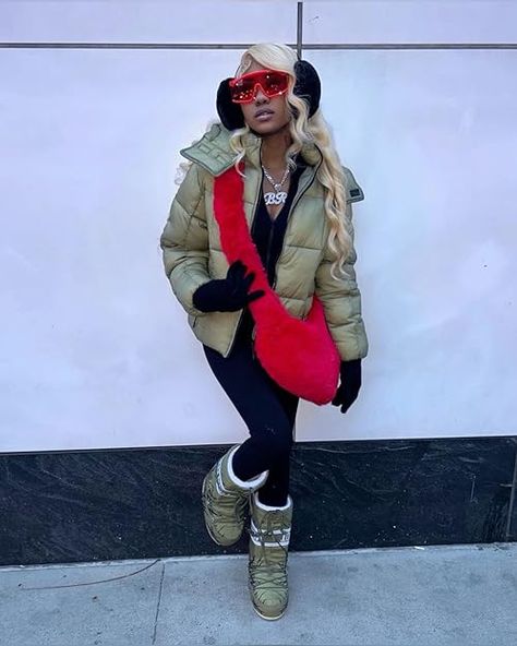 Sheena Nachae''s Amazon Page Skii Outfit, Trapstar Coat, Cute Winter Outfits Baddie, Baddie Winter Fits, Ski Trip Outfit, Cold Weather Outfits Winter, Club Attire, Cute Birthday Outfits, Snow Outfit