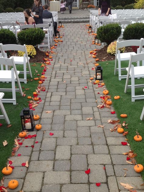 Fall Wedding Aisle Decorations Indoor, Pumpkin Aisle Wedding, Fall Aisle Decorations Wedding, Pumpkin Wedding Aisle, Fall Wedding Isles Decoration, Autumn Wedding Aisle, Pinecones Wedding, Fall Wedding Aisle Decorations, Ceremony Altar Decor