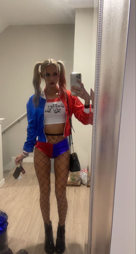 loved this costume!! From fashion nova Halloween Costumes Harley Quinn, Harley Quinn Costume Ideas, Harley Quinn Halloween Costume, Costume Couple, Harley Quinn Halloween, Cosplay Inspo, Harley Quinn Costume, Blazer Outfits For Women, Costume Inspo