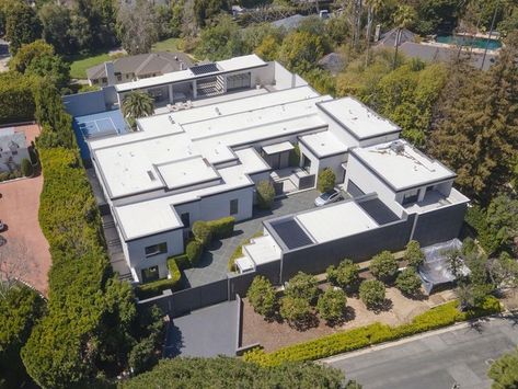 Kanye House, Kylie House, Selena Gomez House, Kardashian Cars, Kylie Jenner House, Kardashian Home, Palm Springs House, Jenner House, Holmby Hills