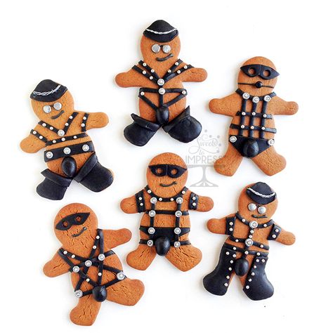 Gingerbread Men Decorating Ideas Funny, Lol Cookies, Gingerbread Cookies Decorated, Christmas Biscuits, Bear Cookies, Gingerbread Man Cookies, Christmas Gingerbread House, Christmas Menu, Christmas Dishes