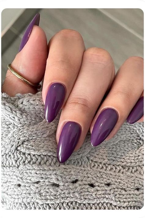 A warm, deep purple solid-color nail design that complements autumn outfits. This bold yet subtle nail look offers a touch of moody sophistication. Dusty Nail Color, Purple Nail Designs Fall, Deep Purple Nails Fall, Almond Nails Dark Purple, Cute Dark Purple Nails, Deep Purple Nail Ideas, Violet Nails Ideas, Dusty Purple Nails, Purple Nails Fall