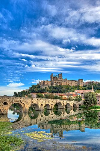 beziers, france Beziers France, Chateau France, Destination Voyage, A Castle, Old Stone, A Bridge, Elba, Pretty Places, France Travel