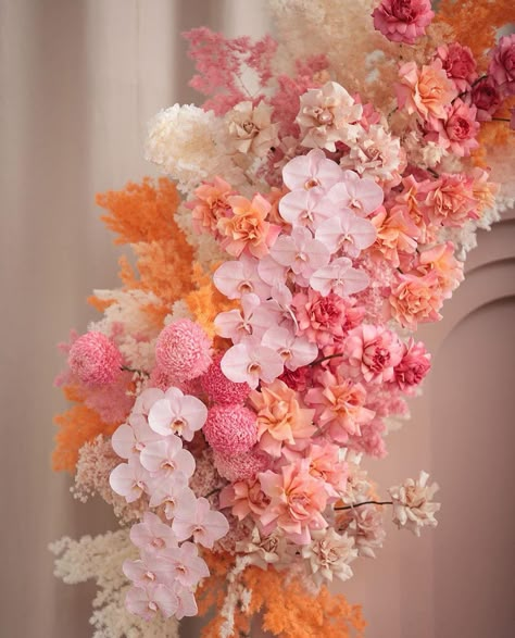 Floral Backdrop Wedding, Coral Wedding Colors, Event Stylist, Lights Wedding Decor, Wedding Backdrop Design, Wedding Inspiration Summer, Coral Wedding, Floral Backdrop, Wildflower Wedding