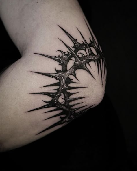 Small Blackwork Tattoo, Small Music Tattoos, Shen Long Tattoo, Thorn Tattoo, Optical Illusion Tattoos, Illusion Tattoos, Biblical Tattoos, Medieval Tattoo, Omerta Tattoo