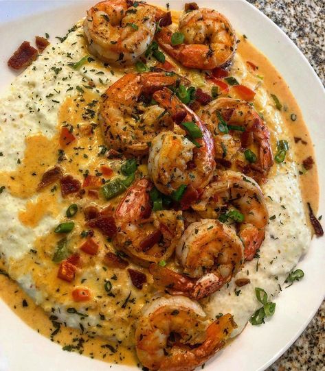 Basic Breakfast, Shrimp N Grits Recipe, Grits Recipe, Shrimp And Grits, Homecooked Meals, Food Babe, Long Story Short, Long Story, Food Goals