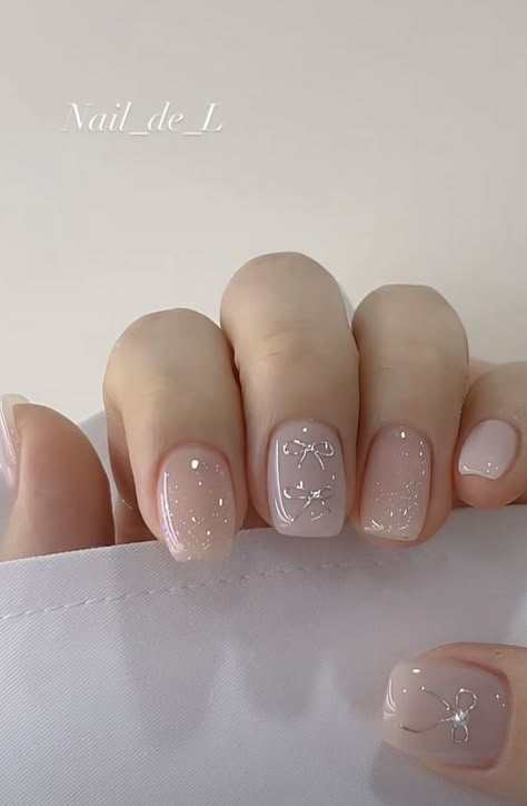 Simple Nails Wedding Guest, Korean New Year Nails, Asian Gel Nails, Short Asian Nails, Gel Nails Short Natural, Korean Nails Simple, Cute Nails Korean, Cute Korean Nail Art, Korean Jelly Nails