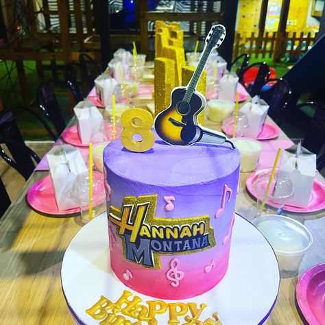 Hannah Montana Party, Hannah Montana Birthday, Hannah Montana Forever, Pop Star Party, Freedom Party, 21st Bday Ideas, Disney Birthday Cakes, 21st Party, Fancy Nancy