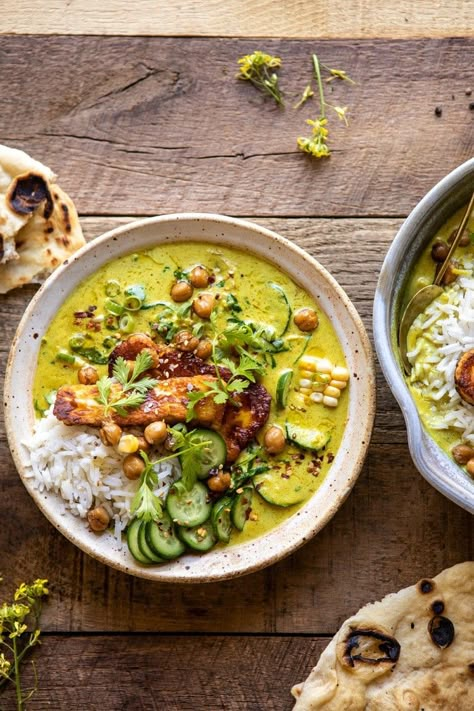 Halloumi Rice, Coconut Chickpea Curry, Coconut Chickpea, Curry With Rice, Chickpea Coconut Curry, Fried Halloumi, Pizza Muffins, Vegan Curry, Curry Dishes