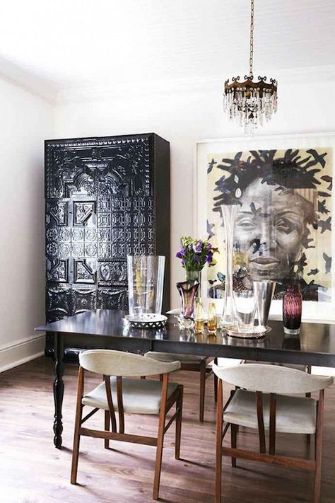 Afrocentric Decor, Walls Decor, Eclectic Dining Room, Eclectic Dining, Boho Beautiful, Modern Victorian, High Design, African Decor, Design Del Prodotto