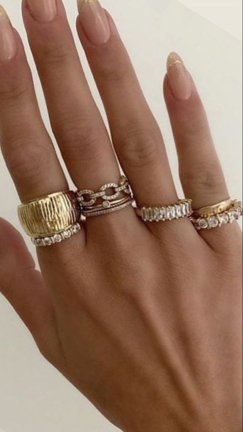 Mixed Metal Rings Aesthetic, Mix Metal Rings, Ring Stack Mixed Metal, Gold Silver Jewelry Mix Jewellery, Mixed Metal Ring Stack, Gold And Silver Jewelry Together, Jewelry Combos, Tanishq Jewellery, Simple Elegant Jewelry