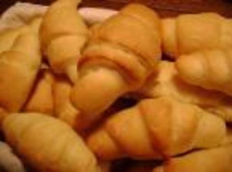 BREAD MACHINE CRESCENT ROLLS #justapinchrecipes Bread Machine Crescent Rolls, Cresent Roll Dough, Potato Dough, Bread Maker Recipes, Crescent Roll Recipes, Crescent Roll Dough, Crescent Roll, Cinnamon Rolls Homemade, Bread Machine Recipes