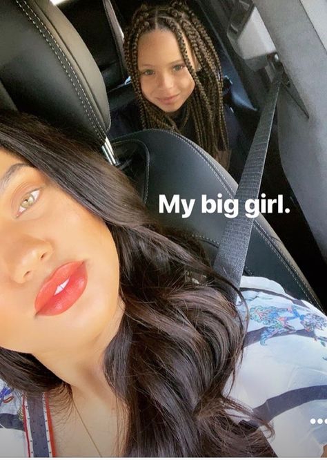 Riley Curry, The Curry Family, Ayesha Curry, Pro Athletes, Celebrity Families, Lip Fillers, Stephen Curry, Family Photos, Wattpad