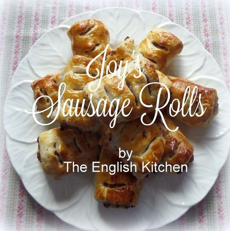 The English Kitchen: Sausage Rolls Appetizers For Men, Sausage And Cabbage Soup, Weekend Food Ideas, Tea Room Recipes, Food Recipes Beef, Sausage And Cabbage, England Kitchen, Pastry Rolls, Sausage Rolls Recipe