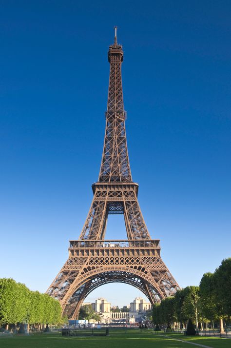 Ifle Tower, Paris Tower, Eiffel Tower Photography, Timeless Architecture, Buku Harry Potter, Paris Wallpaper, Francisco Goya, Caspar David Friedrich, Paris Images