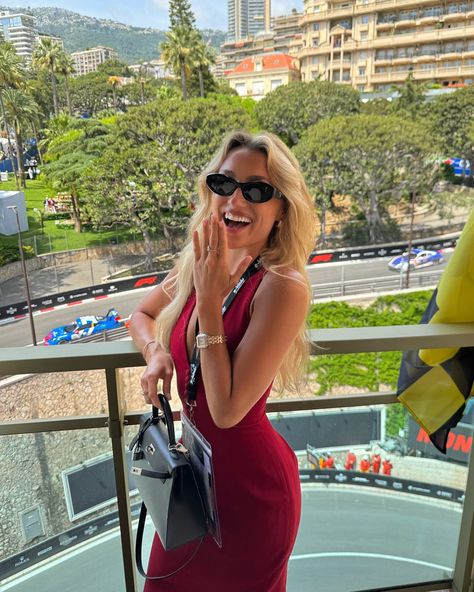 Monaco Grand Prix 🇲🇨❤️🏎️ Grand Prix Outfit Women, Grand Prix Outfit, Brown Sequin Dresses, Race Day Outfits, Monaco Grand Prix, Rich Women, Instagram Outfits, Outfit Women, Race Day