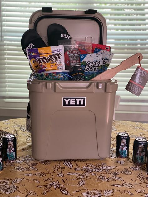 Yeti Cooler Gift Basket Ideas, Yeti Cooler Raffle Basket Ideas, Yeti Gift Basket Ideas, Yeti Cooler Gift Basket, Father’s Day Gift Basket Ideas, Fishing Basket Ideas For Men, Cooler Raffle Basket Ideas, Fathers Day Gift Basket Ideas, Yeti Gift Basket