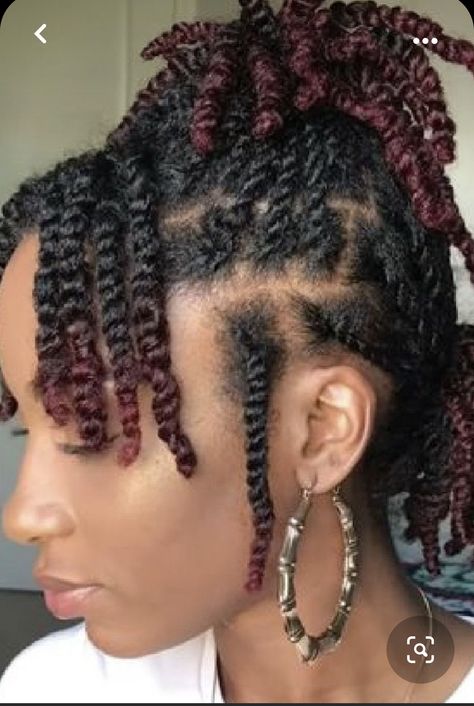 Two Strand Twist Hairstyles, Short Hair Twist Styles, Flat Twist Hairstyles, Twisted Hair, Protective Hairstyles For Natural Hair, African Hair Braiding Styles, Natural Hair Twists, Bantu Knots, Pelo Afro