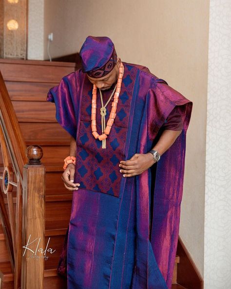 Agbada styles for Yorùbá grooms Asooke Agbada Styles Men, Agbada Poses For Men, Aso Oke Agbada Styles Men, Embroidery Designs For Men, Agbada Styles Men, White Agbada, Agbada Outfit, African Menswear, Senator Styles For Men