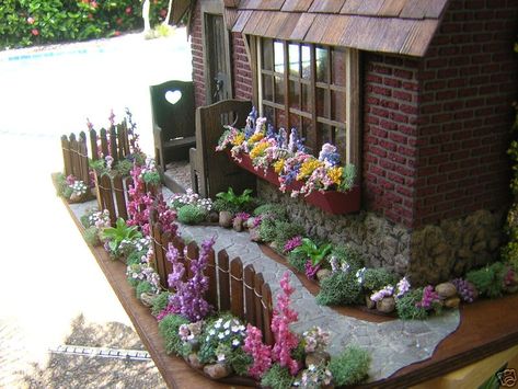 Dollhouse Landscaping, Floral Shops, Model Scenery, Delightful Dolls, English Country Cottages, Rustic Brick, English Country Cottage, Dollhouse Garden, Country Cottages