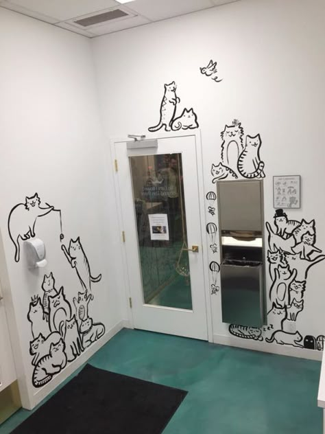 Vet Decoration Ideas, Animal Shelter Wall Murals, Dog Daycare Design, Cat Mural, A Bunch Of Cats, Cafe Chalkboard, Bunch Of Cats, Pet Cafe, Vet Office