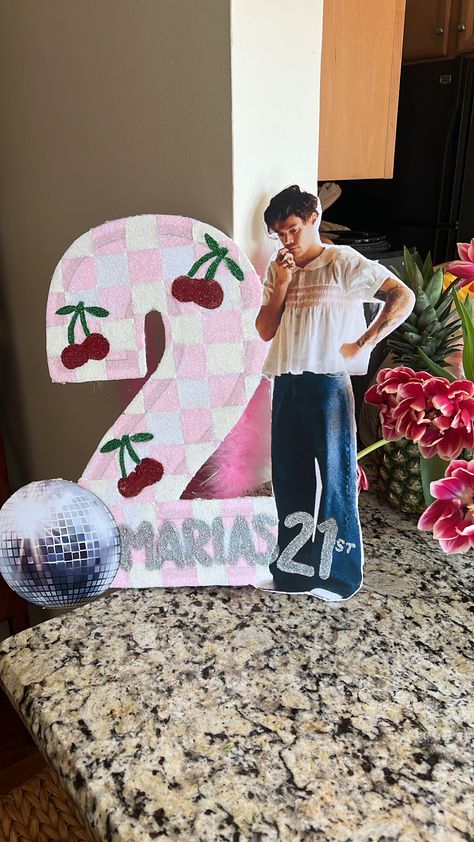 Harry Styles 21st Birthday, Harry Styles Themed Birthday Party, Harry Styles Themed Party, Harry Styles Birthday Party Ideas, Harry Styles Birthday Party, 1d Birthday, Hary Styles, Harry Styles Birthday, Harold Styles