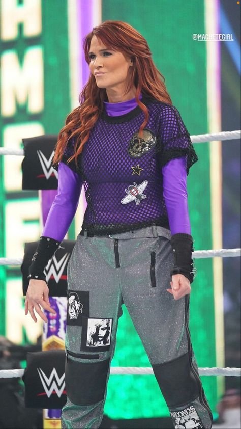 Litas Outfit, Lita Wwe, Aew Women, Wwe Lita, Wwe Trish, Wrestling Outfits, Wwe Outfits, Wwe Tag Teams, Trish Stratus