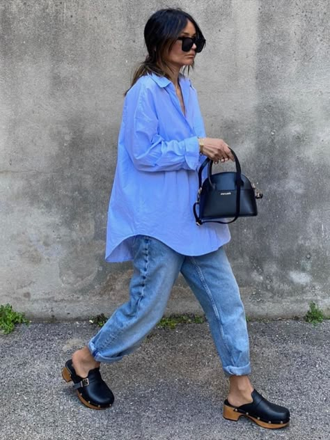 Era Outfits, Olsen Fashion, Clogs Outfit, Jeans Trend, Summer Styling, Fashion Moments, Simple Fits, Looks Street Style, Outfit Trends