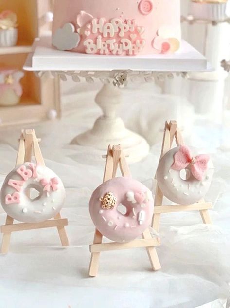 Donut Baby Shower Ideas, Mini Donuts Decoration, Place Card Display, Wedding Table Place Cards, Donut Decorating Ideas, Donut Decorations, Wooden Easel, Baby Birthday Cakes, Table Place Cards