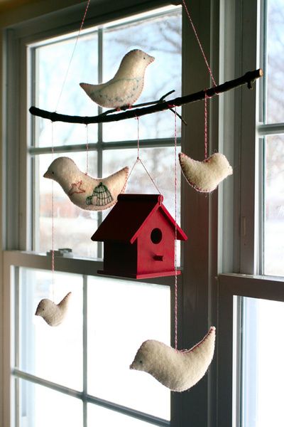 Homemade Baby Mobiles, Diy Woodland, Bird Mobile, Diy Ceiling, Diy Birds, Diy Nursery, Diy Mobile