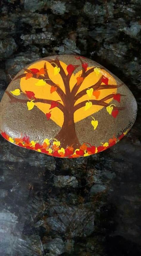 Seaglass Trees, Tree Rock Painting, Fall Painted Rocks, Thanksgiving Rocks, Fall Rocks, Rock Painting Idea, Fall Tree Painting, Fall Rock, Fall Arts And Crafts