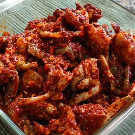 Gejang Recipe, Spicy Raw Crab, Spicy Raw Marinated Crab Recipe, Korean Spicy Marinated Crab, Raw Crab Recipe, Spicy Marinated Crab, Spicy Marinated Raw Crab, Marinated Crab Korean, Raw Marinated Crab Recipe