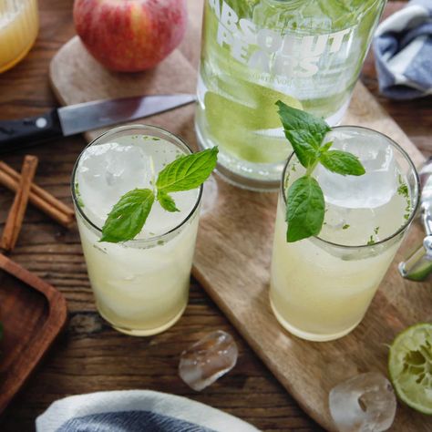 Absolut Spiced Pear Mojito Pear Mojito, Cinnamon Syrup, Juice Ice, Mint Leaf, Spiced Pear, Mojito Recipe, Highball Glass, Crushed Ice, Apple Juice