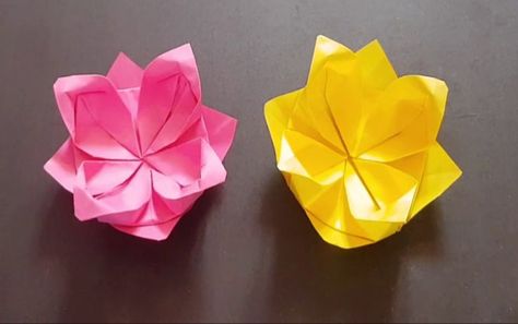 Lotus Flower Origami, Paper Lotus Flower, Origami Lotus, Origami Lotus Flower, Paper Lotus, Flower Origami, Modular Origami, How To Make Origami, Making Paper