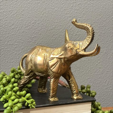 Brass Animals, Elephant Figurines, Animal Statues, Animal Decor, Animal Figurines, Book Show, Vintage Brass, Solid Brass, Elephant