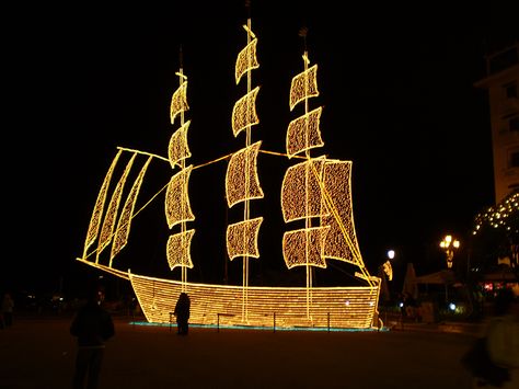 Traditional Christmas Ship in Crete Christmas In Greece, Northern Greece, Greek Christmas, Model Sailing Ships, Traditional Christmas Ornaments, Diy Christmas Lights, Christmas Ships, Wedding Planning Decor, Traditional Colonial