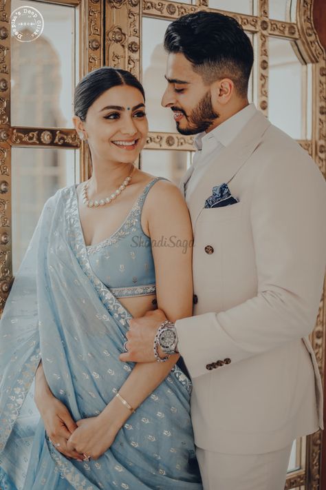 Engagement Photography Poses, Couple Wedding Dress, Pre Wedding Shoot Ideas, Pre Wedding Photoshoot Outdoor, Indian Wedding Couple, Wedding Photoshoot Poses, Pre Wedding Poses, Wedding Couple Poses Photography, Wedding Couple Poses