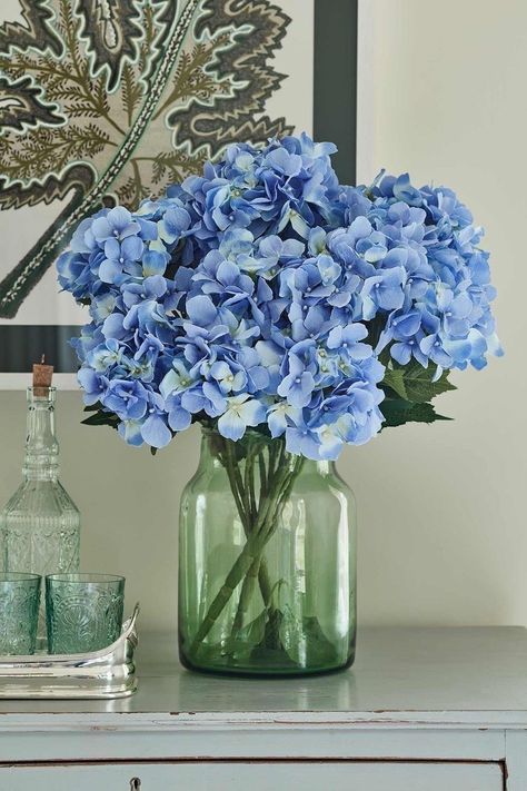 Hydrangea Flower Arrangements, Hydrangea Landscaping, Hydrangea Leaves, Blue Hydrangea Flowers, Idee Babyshower, Blue Flower Wallpaper, Hydrangea Arrangements, Material Flowers, Peonies And Hydrangeas