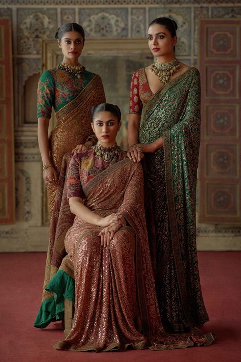 Iconic Sabyasachi Sarees Are Perfect For Summer Soirees & Cocktail Parties - ShaadiWish Tarun Khiwal, Sabyasachi Mukherjee, Sabyasachi Sarees, Indian Sari Dress, Bridal Lehenga Collection, Indian Saree Blouses Designs, Indian Fashion Saree, Indian Bridal Wear, Lehenga Collection