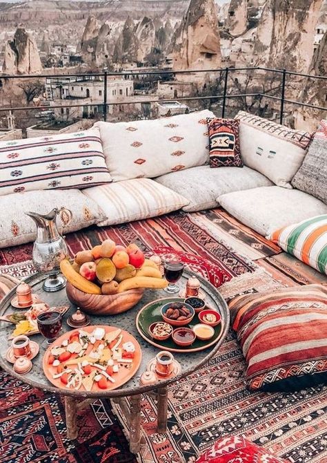 How to Design a Moroccan Style Outdoor – Latitude 31n Winter Smoothies, Chill Lounge, Turkish Breakfast, Cappadocia Turkey, Stay Awake, Istanbul Travel, Floor Seating, Turkey Travel, How To Stay Awake