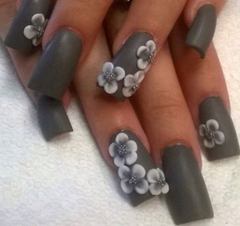 Gray Nails Gray Nails With Flowers, Gray Shimmer Nails, Shimmer Nails, Nails With Flowers, Grey Nails, Nails 3d, Nail Shimmer, Gray Nails, Nailed It