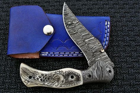 Pocket Knives are also called Folding knives which are very popular For women and also called knives for hunting. survival knives or knives survivals, anniversary gift, surprise gift. #knives #hunting #knife #giftsformen #survival #blade #outdoor #fishing #camping #bowie #foldingknife#fixedblade #handmade #gifts #giftsformen #surprise #men #knivesforwomen #food #usa #blade #steel #crafts #damascussteel #steel #Survivalknife #esaleknife #damascussteelknives #foldingknife #pocketknife Tracker Knife, Kitchen Knives Handmade, Damascus Pocket Knife, Anniversary Surprise, Damascus Steel Knife, Knife Collection, Folding Pocket Knife, Cool Knives, Pocket Knives