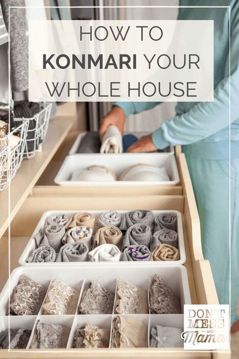 Kitchen Declutter Organizing Ideas, Kon Marie, Konmari Method Organizing, Kon Mari, Konmari Organizing, Marie Kondo Organizing, Konmari Folding, Folding Fitted Sheets, Laundry List