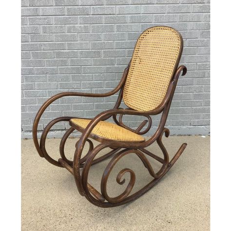 Bentwood Rocker Nursery, Terracotta Rocking Chair, Brown Rocking Chair, Cane Bentwood Rocking Chair, Bentwood Rocker, Bentwood Rocking Chair, Belle Epoch, Modern Rocking Chair, Modern Vintage Furniture