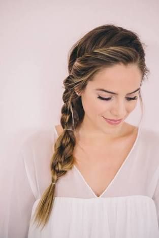 9 Modern Italian Hairstyles for Men and Women to try in 2019 Side Braid Tutorial, Easy Side Braid, Hair Magic, Side Braid Hairstyles, Geek Wedding, Blond Balayage, Cute Braided Hairstyles, Easy Summer Hairstyles, Braided Hairstyles For Wedding