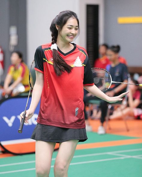 Badminton Girl Aesthetic, Badminton Outfit Women, Badminton Pictures, Ootd Korean Style, Women's Badminton, Gym Clothes Women, Casual Day Outfits, Sporty Outfits, Sport Girl