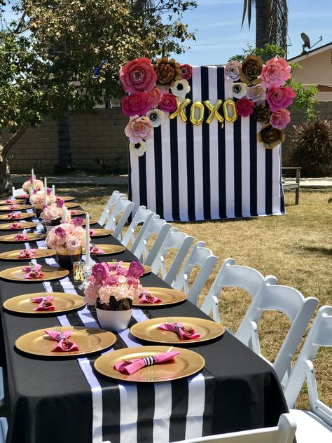 Kate Spade Themed Bridal Shower by PetalsByMichelle Brunch Party Decorations, Kate Spade Party, Kate Spade Bridal Shower, Deco Ballon, Kate Spade Bridal, Brunch Decor, Bridal Shower Flowers, Birthday Brunch, Table Set Up