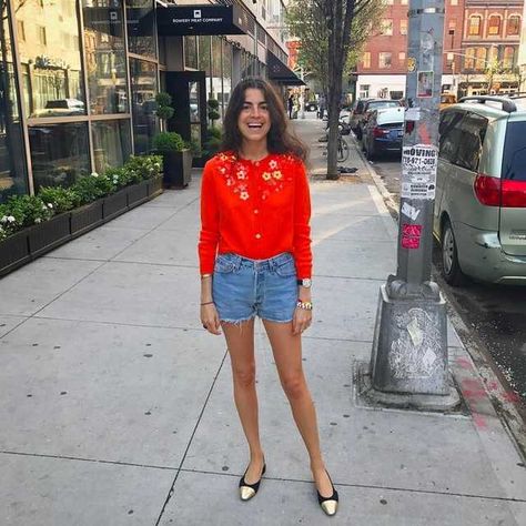 Anti-cardigan cardigan inspo - Imgur Memorial Day Outfit Women, Leandra Cohen, Outfit Ideas Converse, Bbq Outfit, Leandra Medine Style, Leandra Medine, Friday Outfit, Man Repeller, Cut Offs