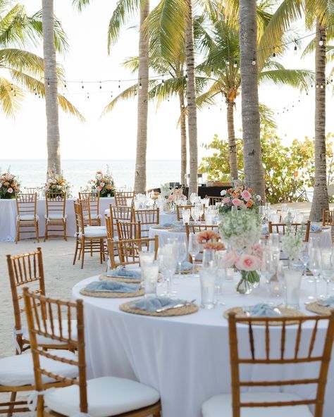 * Pelican Point * * * * @islabellabeachresort @lindsaypintophotography @flowersbyro @oceanbreezepartyrentals @ajthedj305 * * * #islabellabeachresort #islabellaweddings #marathonwedding #floridakeyswedding #floridakeysweddingplanner #tropicalwedding #destinationwedding #weddinginspiration #weddingdesign #palmtrees #beachwedding #weddingreception #weddingday #destinationweddingphotographer #destinationweddingplanner #floridakeysweddingphotographer Florida Keys Wedding, Destination Wedd... Aesthetic Keys, Florida Keys Wedding, Key West Wedding, Keys Wedding, West Wedding, Wedding Beach, Destination Wedding Planner, Wedding Tablescapes, Wedding Destination