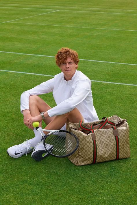 Serving style at Wimbledon: Jannik Sinner's Gucci game-set-match Gucci Duffle Bag, Alabama Basketball, Nerd Girl Problems, Jannik Sinner, Football Transfers, Tennis Wear, Professional Tennis Players, Tennis World, Olympic Sports